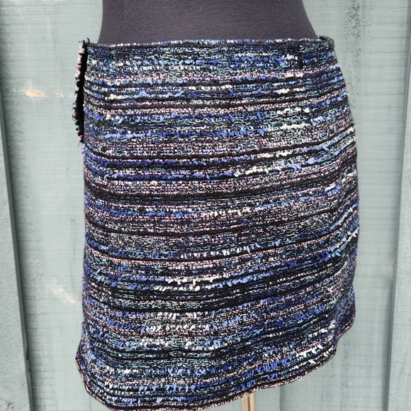Diane von Furstenberg Wrap Effect Short Skirt Size 4 Tweed Texture Blue Black - Picture 4 of 10